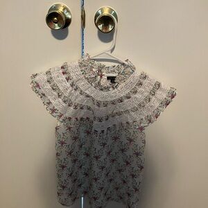 Beautiful Ann Taylor summer top